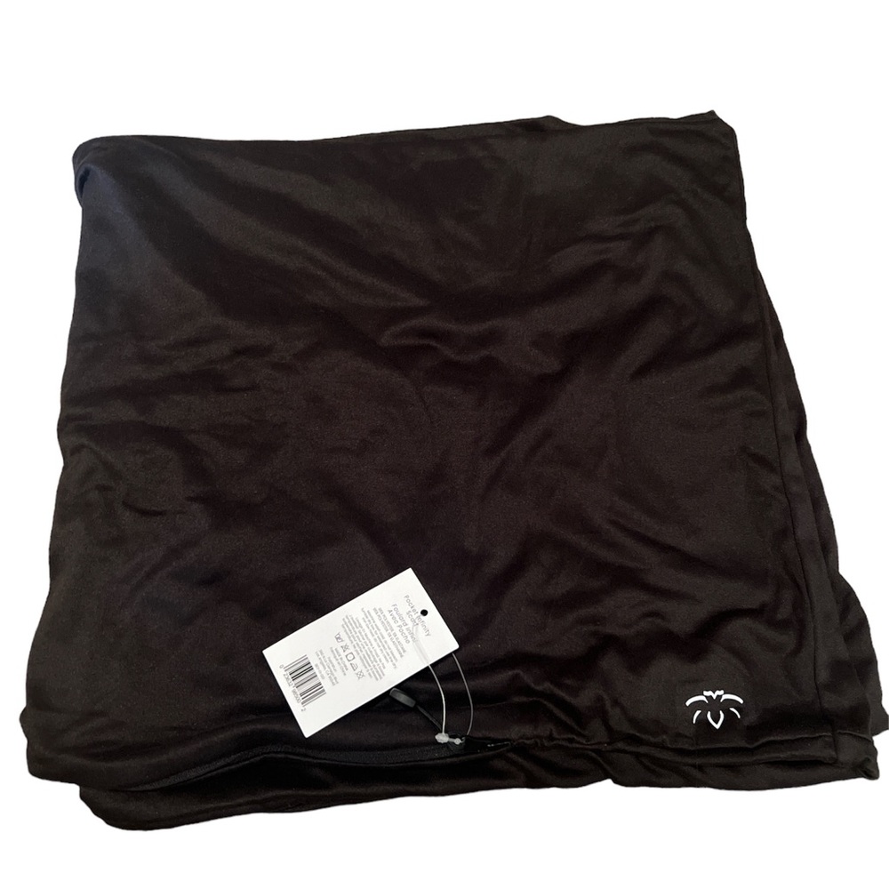NWT Beyond Yoga infinity scarf